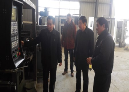 枣阳市科技局骆局长新春调研九游智公司